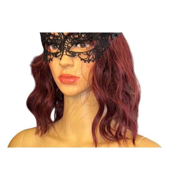 Black Lace Masquerade Mask with Ribbon Romanitc Ballet Vampire - Picture 4 of 4